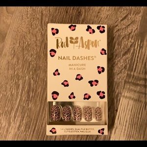 Red Aspen nail dashes - pippa in pink leopard